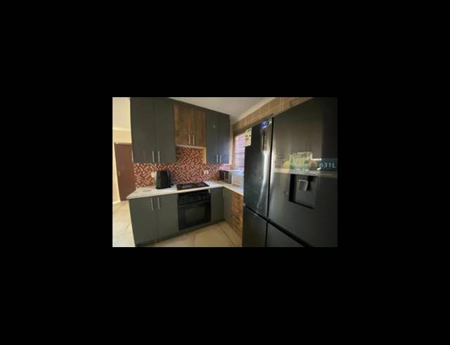 3 BEDROOM HOUSE FOR SALE IN THE ORCHARDS